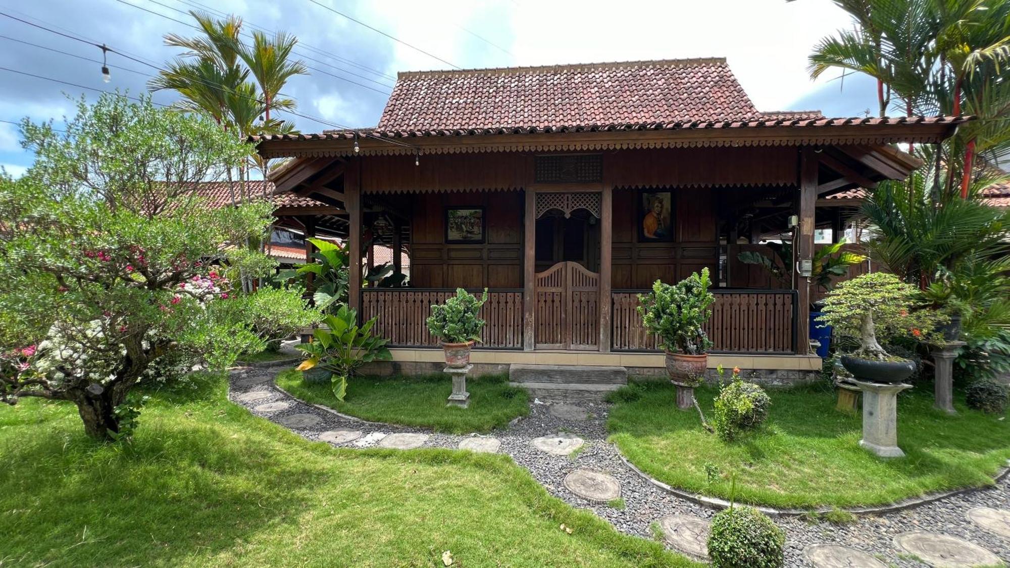 Oku Guest House Giri  Exteriör bild